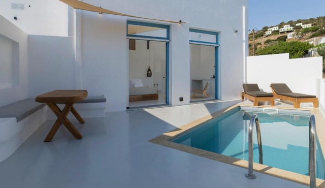 Andros Moments Suites