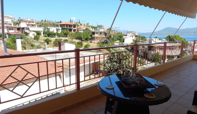 Angela's Apartment with beautiful balcony view