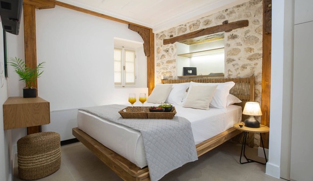 Angestrale Stone-Cosy Apartment in the city center
