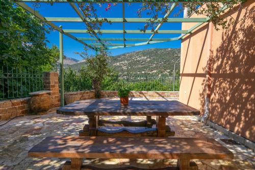Anna's Apartment near Agia Efimia & Myrtos beach