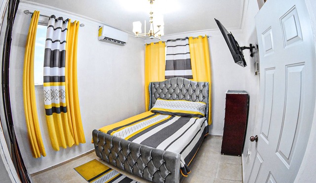 Apartment in the races near the monument