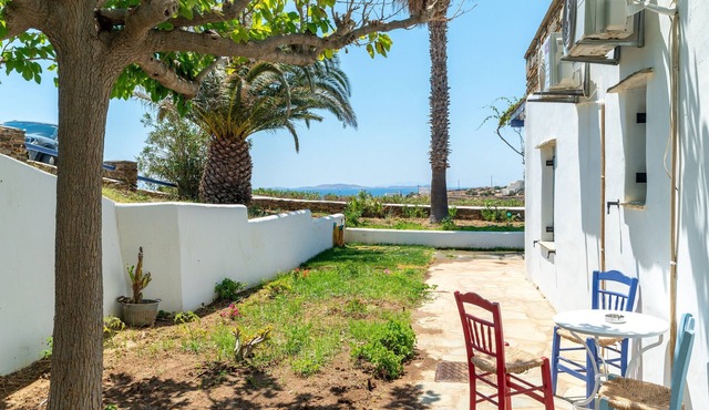 Apartment '9' with Wi-Fi and Air Conditioning