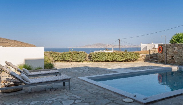 Apartment In A Hotel 'Anemos Suite with Private Pool' with Sea View, Wi-Fi and Air Conditioning