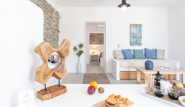 Apartment In A Hotel 'Irida Earthly 1bedroom Apartment' with Sea View, Wi-Fi and Air Conditioning