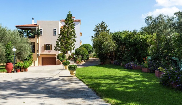 Apartment in Prines with Garden & BBQ