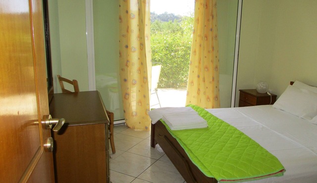 Apartment of 50 sq m in a quiet and friendly environment.