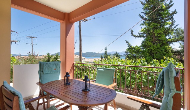 Apartment 'Sofia' with Sea View, Wi-Fi and Air Conditioning