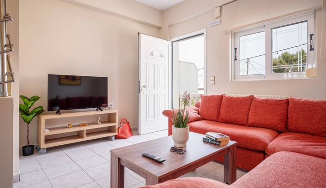 Apartment 'Solomos' with Sea View, Wi-Fi and Air Conditioning