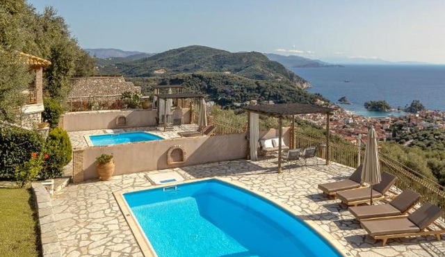 Apolis Villas & Suites Resort
