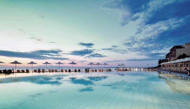 Apostolata Island Resort & Spa
