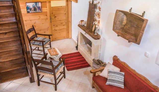 ARADENA TRADITIONAL House 3