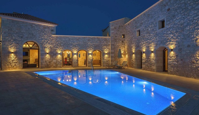 Aria Rose Asteri - Elegant Bliss w/Private Pool