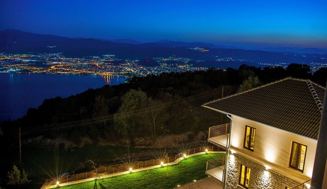 Arktos hotel