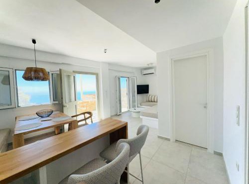 Arnados Residence
