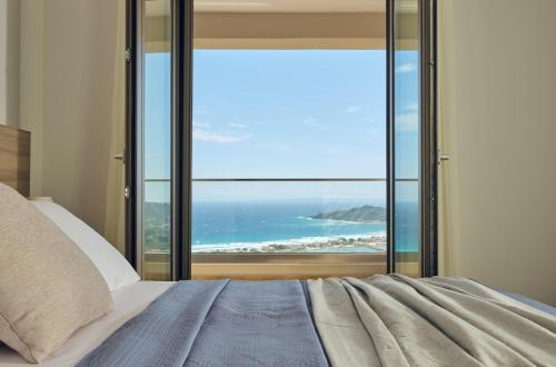 Artemis Villas - Spectacular Views & Ideal For Large Groups, By ZanteWize