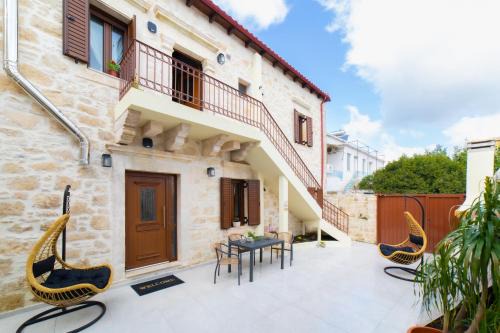 Asmani Villa with Jaccuzi Sauna and pool