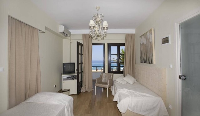Assa Maris Beach Hotel