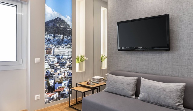 Athens Center Luxury Suite
