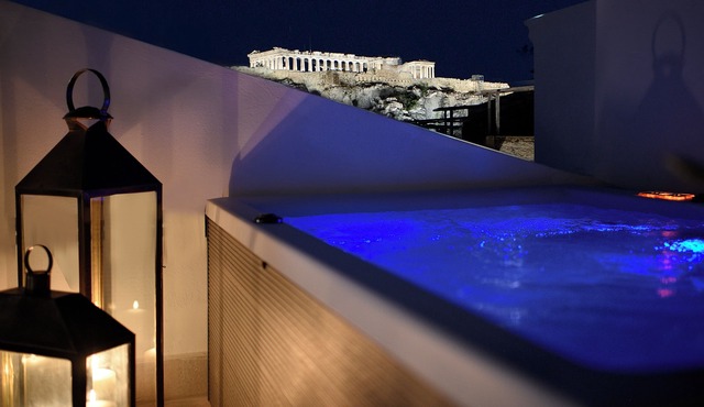 Athinaidos Premium Quarters by K&K