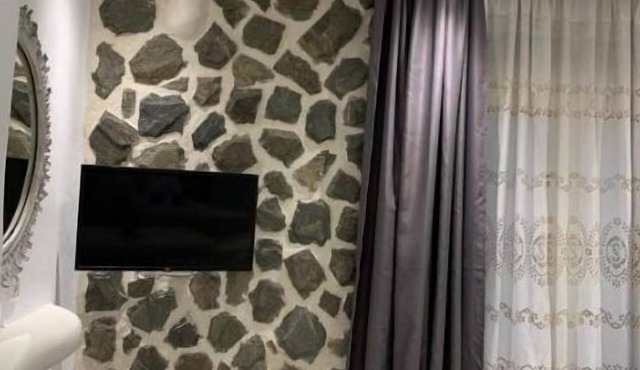 AURA ROOM
