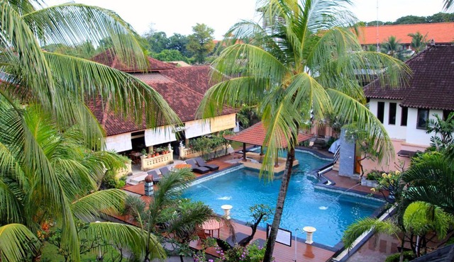 Bakung Beach Resort