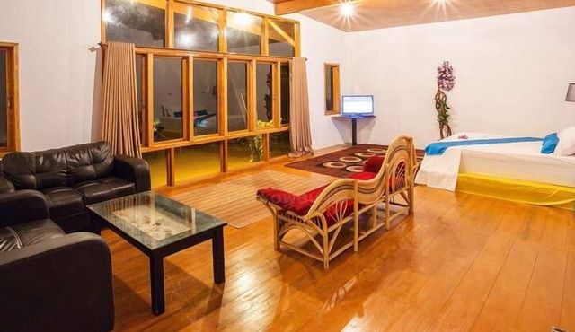 Baloho Beach Hotel