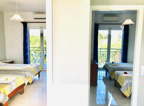 Banos Apartment 2 bed rooms and Swimming Pool near the beach