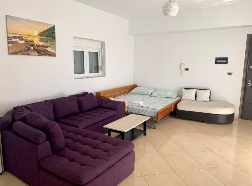Bardhi Apts