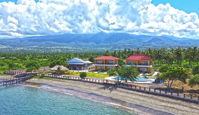Bayview Beach Resort East Lombok
