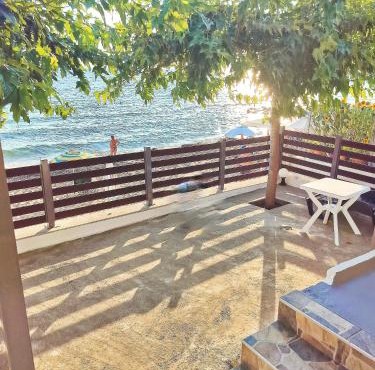 Beach front house at Agios Ilias Pyrgos Near Ancient Olympia