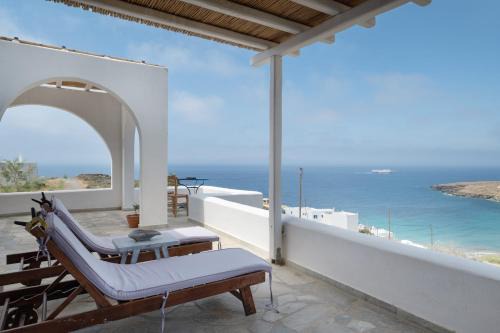 Beach house in Tinos island