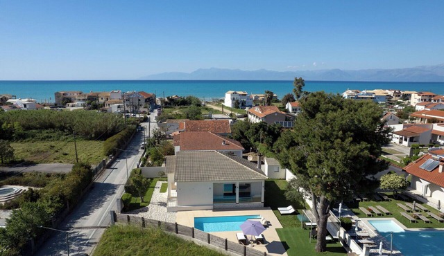Beach Villa Christina - Vacation villa on Acharavi beach, Corfu