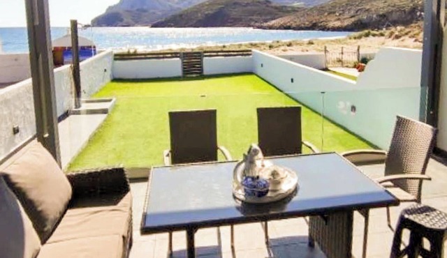 Beachfront Marilous House - Skyros Getaway