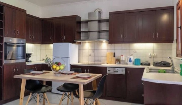 Ben's Homes Elegant Suite