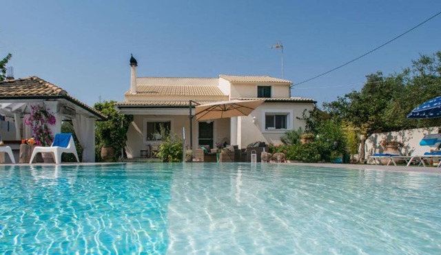 BH186 - R - Villa Corfu