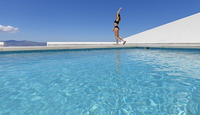 BH219 - C - Villa Naxos