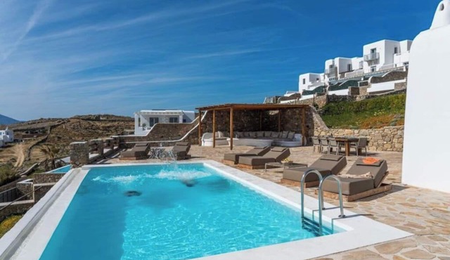 BH372 - C - Villa Mykonos