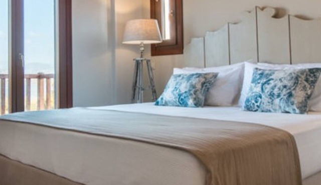 BH638 - R - Apartment Naxos