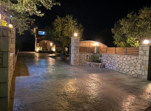 Black Pearl Apartment Lithakia Zakynthos