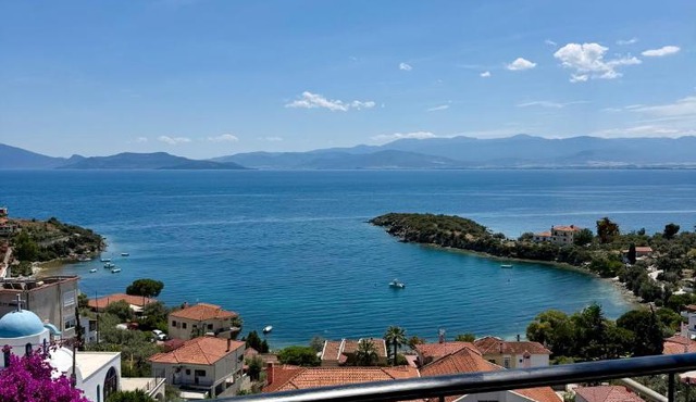 Blue Horizon Balcony