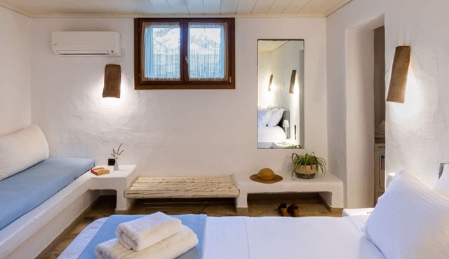 Blue Villa in Kampos, Paros