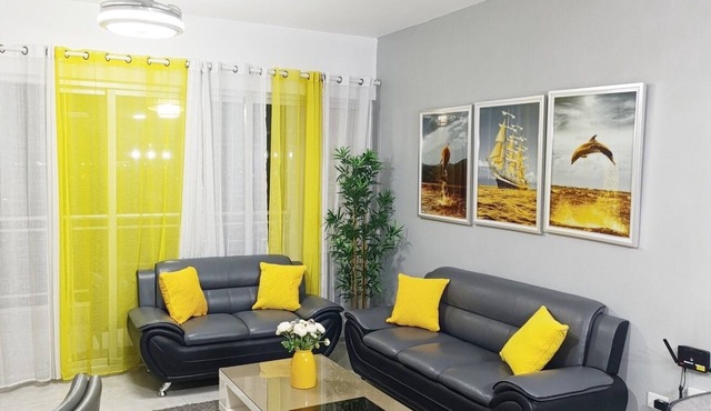 Boca del Mar III, apartment 706A