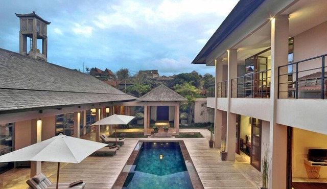 Book 3 Bedrooms, Exclusive use of 4 Bedroom Luxe Private Pool Villa, Walk to GWK