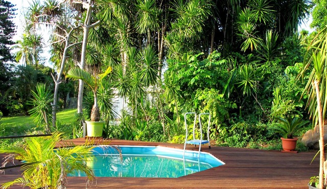 Bounty Lodge Vacation Rentals with Panoramic Lagoon and Ocean Views