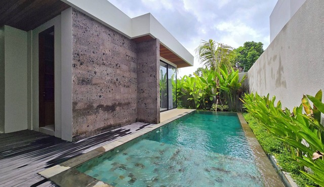 Breathtaking, 3 Bedroom Villa near Canggu