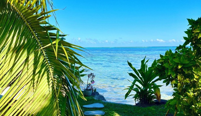 Breathtaking Sunsets: Cozy Bungalow on the Lagoon, private getaway