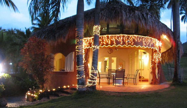 Caracoles House is a "treasure chest" of a house that directly overlooks the sea.