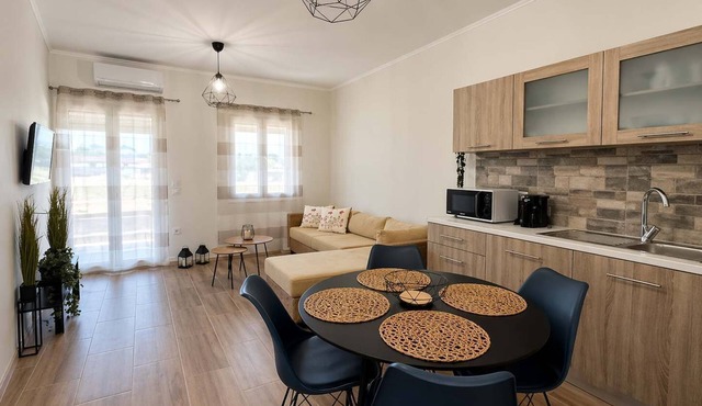 Casa Plati 1 - Modern Escape with Pool & Garden