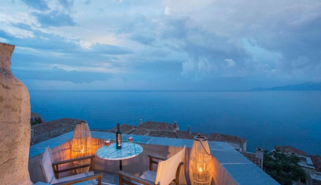 Casa Rodanthi - Luxury Castle Residence