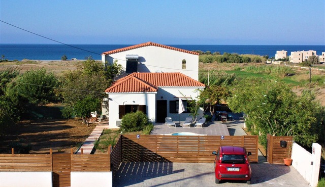 Casa Skouteli with Private Pool